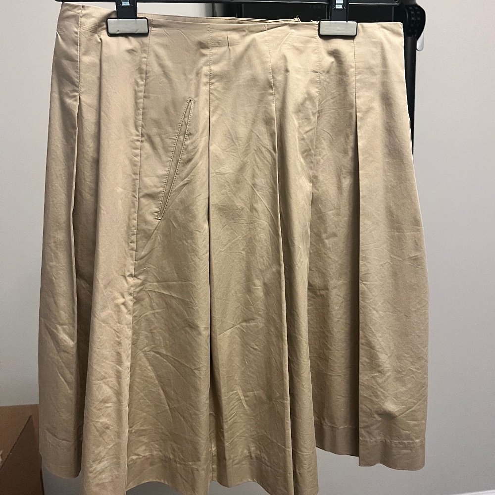 Banana Republic pleated skirt size 6P